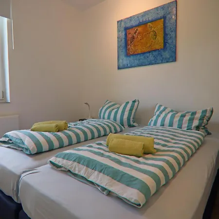 Prázdninový dům Doppelhaushaelfte Seestern, Lohmen *